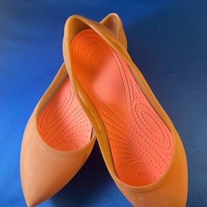 Crocs Sienna Size 5 tan/peach interior